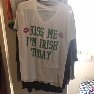 St patty’s day shirt size 2x juniors